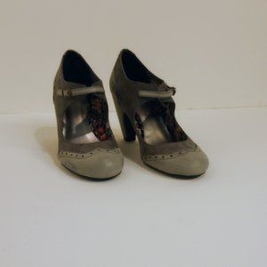 Crown Vintage, Gray Mary Jane Pumps, Size 8